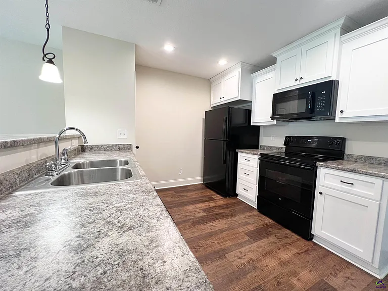 119 Washington Place Dr — Photo 11