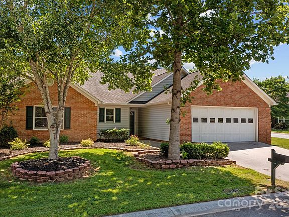 2nd image of 603 Hidden Creek Cir