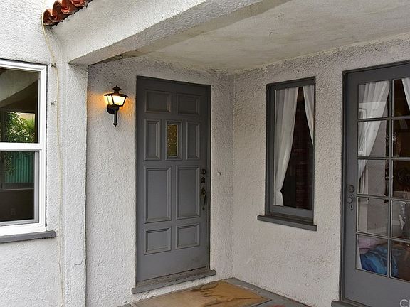 4th image of 1362 Elwood St