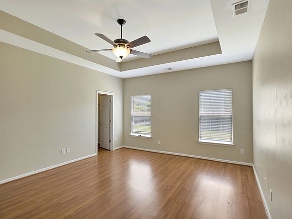 5th image of 416 Green Park Ln