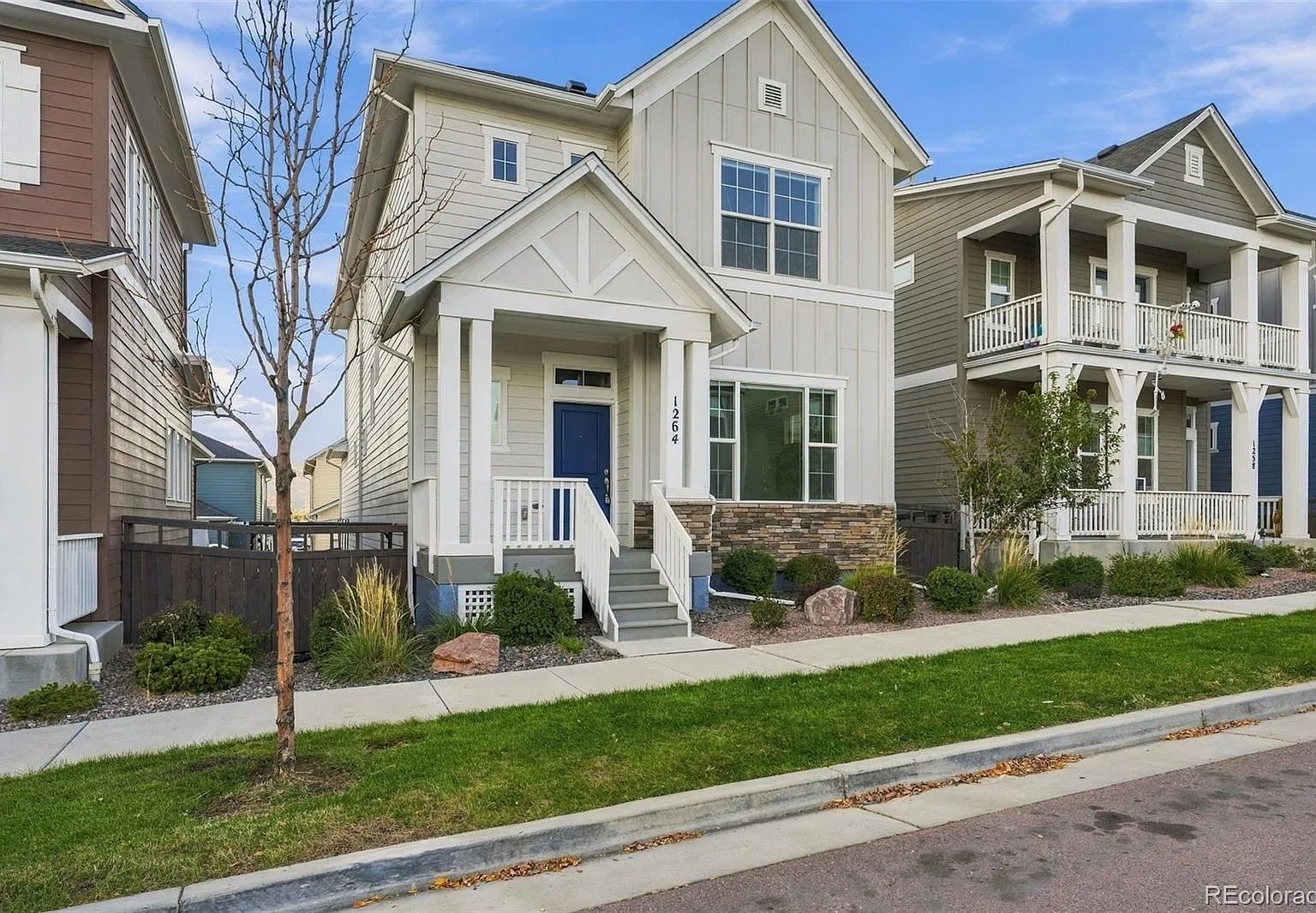 4 bed, 3.5 bath, 2835 sqft, $2,990 — Photo 4