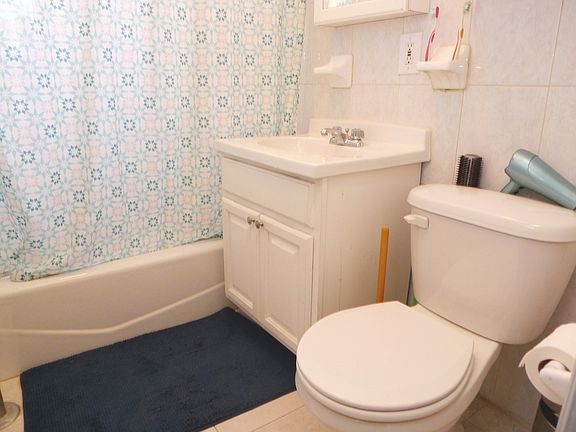 4th image of 30-44 34th St #16K