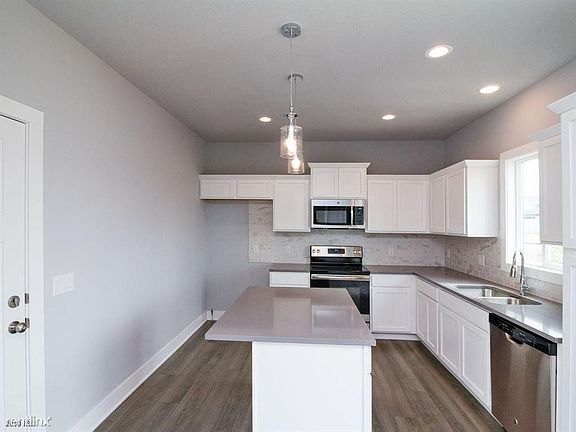 920325db5401158d2960e48596863291l-m4xd-w1020_h770_q80