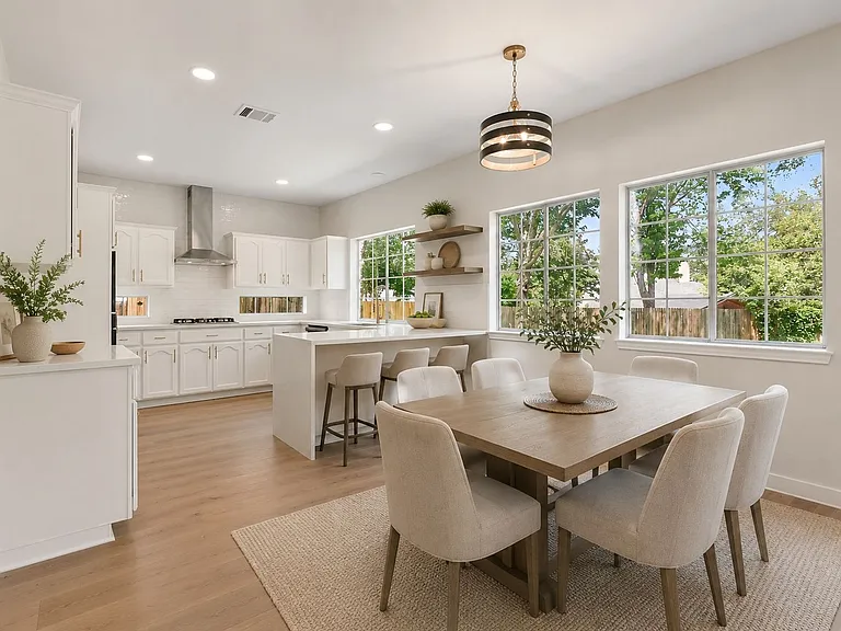 3811 Standfield Ct — Photo 4