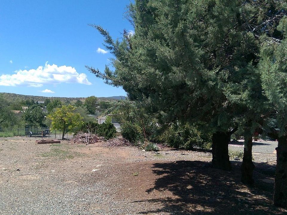 2nd image of 10399 E Manzanita Trl