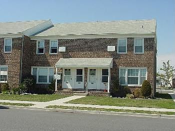 1st image of 3504 Simpson Ave #66