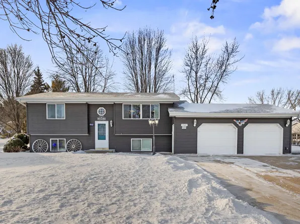 408 Ortloff Trl NW, Watertown, MN 55388