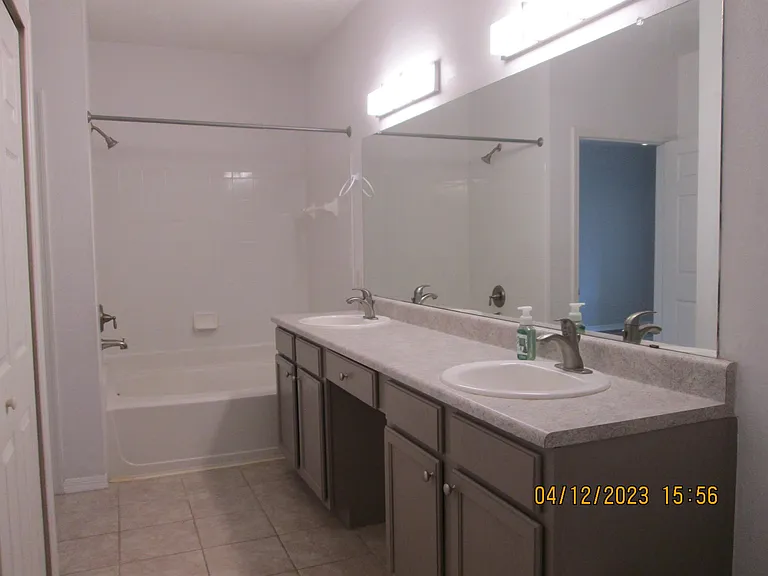 7800 Point Meadows Dr #1224-1 — Photo 5