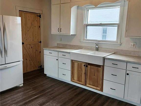 5th image of 5868 Township Road 254