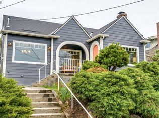 2204 SE 53rd Ave, Portland, OR 97215