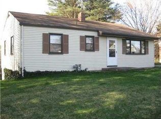 124 Ridgeview Dr, Aliquippa, PA 15001