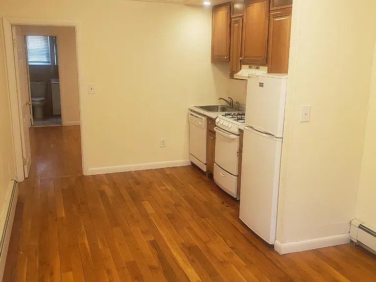 286 Beacon St #B — Photo 3