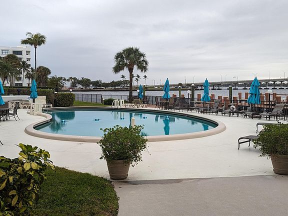 3rd image of 2840 S Ocean Boulevard #1080
