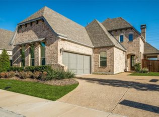 817 Royal Minister Blvd, Lewisville, TX 75056