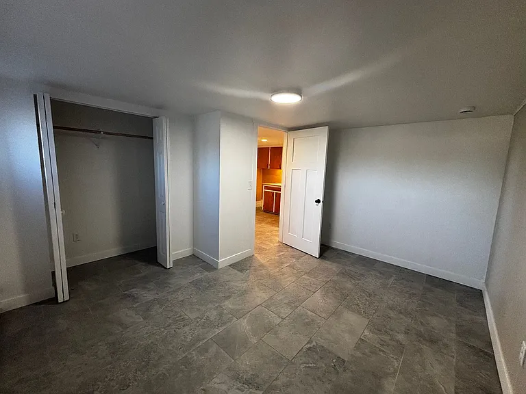 PM-253 1730 Converse Avenue — Photo 9