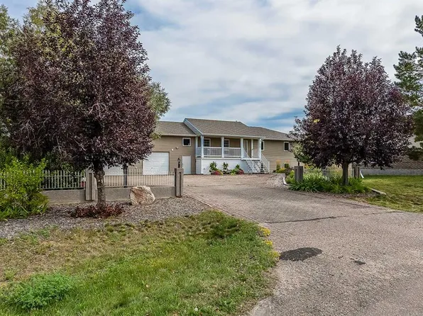 526 W 12th St, Cypress County, AB T1B 0K4