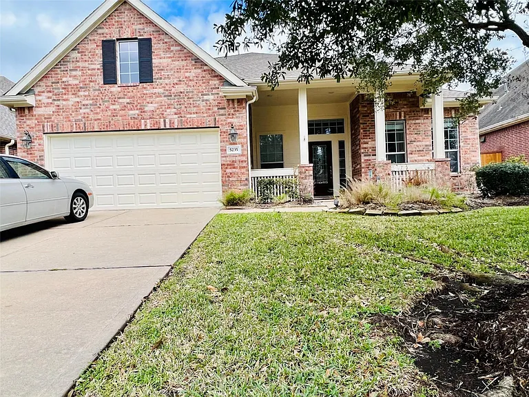 5235 Valley Bluff Ln — Photo 1