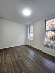 216 East 29th Street, #3E