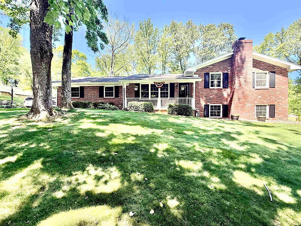 1st image of 1900 Schlensker Rd