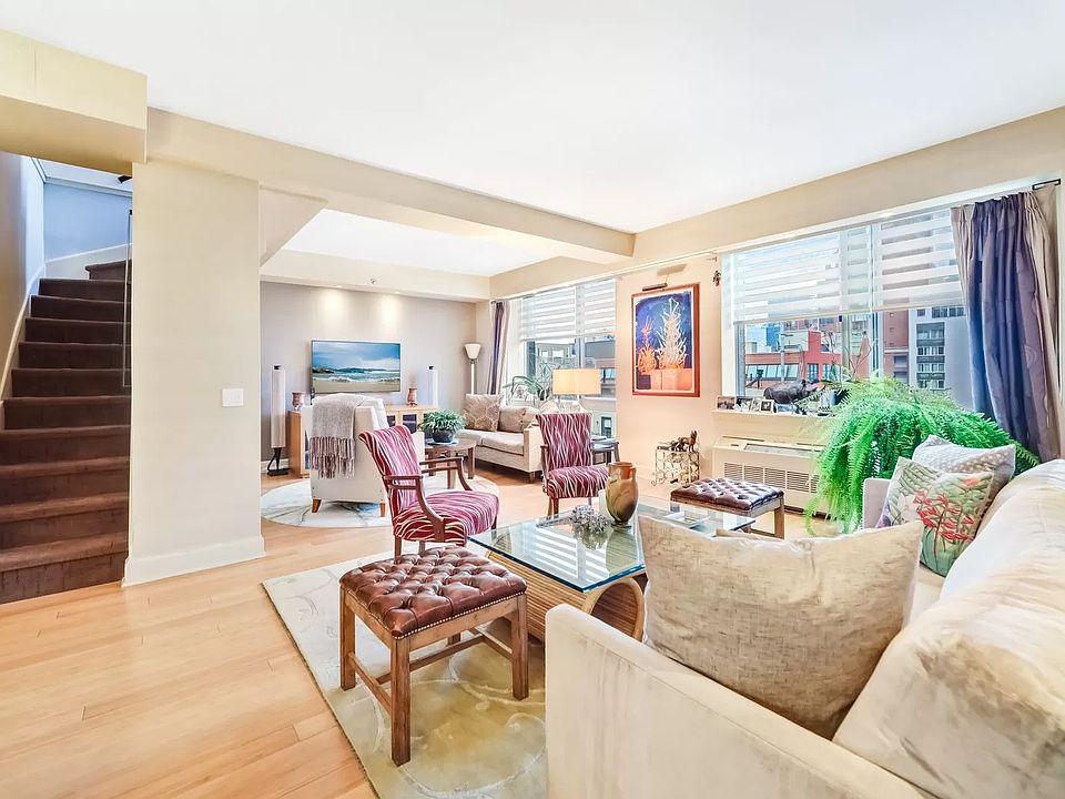 1st image of 505 W 47th St #Penthouse 5