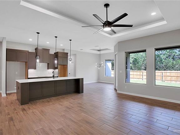 5th image of 2102 Su Casa Cir