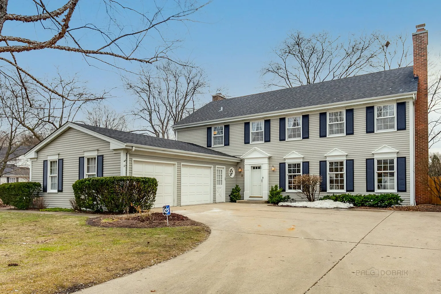 2461 Shannon Rd photo 1