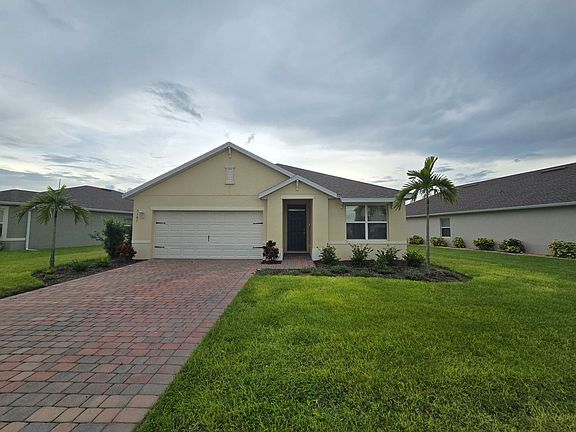 2nd image of 3187 Estancia Ln
