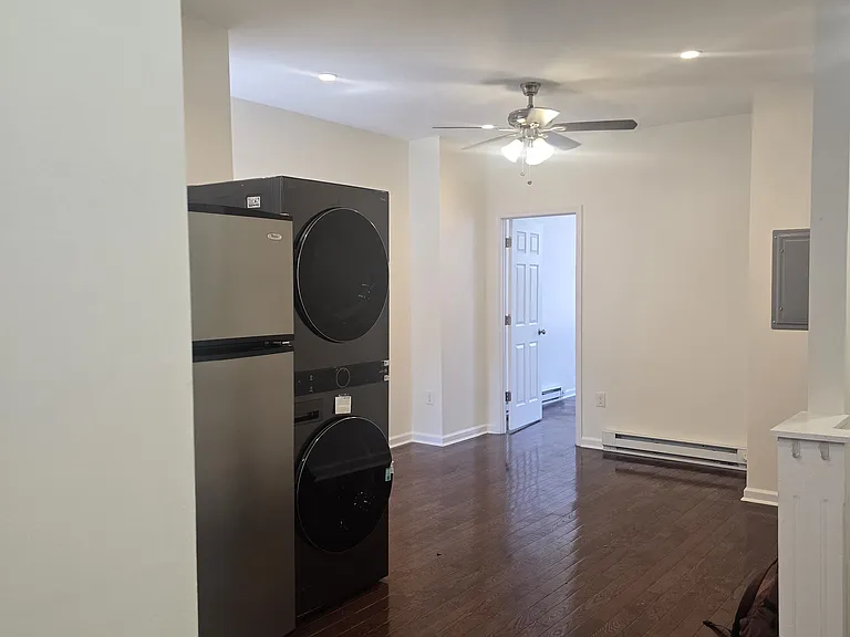 1708 Mifflin St #2 — Photo 26