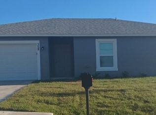 358 SW Log Dr, Port Saint Lucie, FL 34953