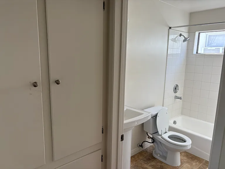 1303 Federal Ave #5 — Photo 7