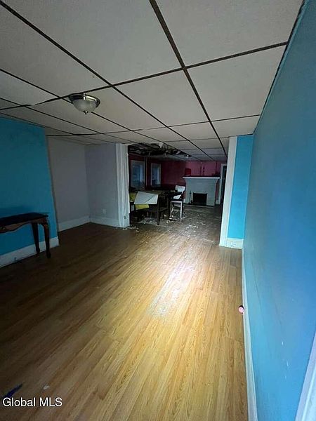 4th image of 562 2nd Avenue