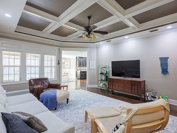 5th image of 3481 Farmers Way