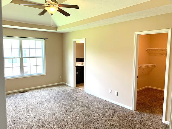 3rd image of 1407 Jenny Ln