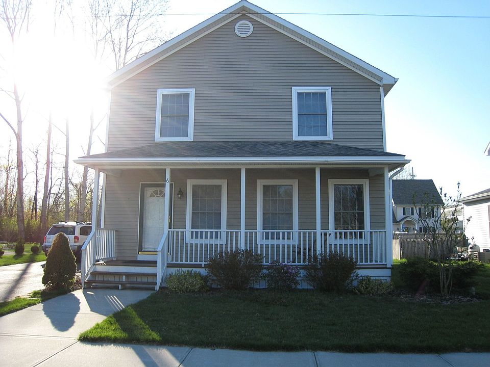1st image of 6 Empire Ave