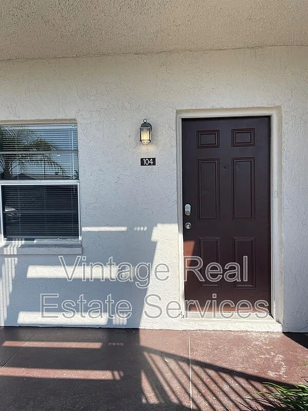1 bed, 1.0 bath, 760 sqft, $975 — Photo 3