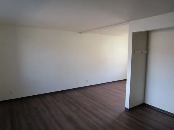 0543, 212 SE 5th St APT 14, Prineville, OR 97754