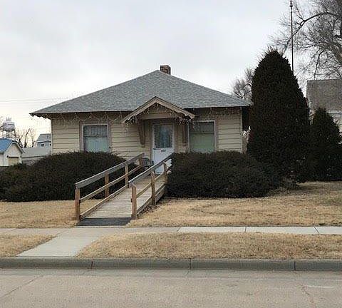 2nd image of 408 E 8th St