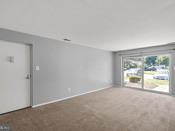 3rd image of 1 Bristol Hill Ct APT A1