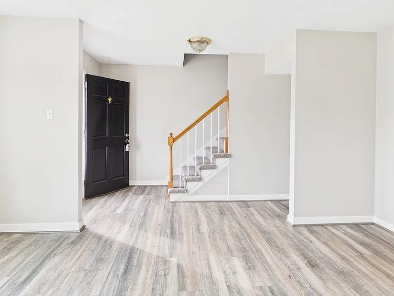 2222 Brightmoor Ct — Photo 4