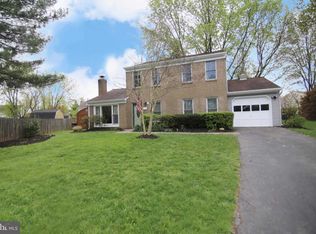 1703 Builders Ct, Herndon, VA 20170