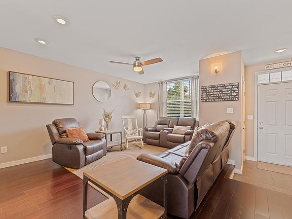 5th image of 427 S Miller Dr