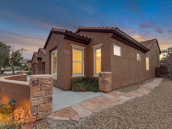 5th image of 2175 Sandstone Cliffs Dr