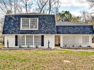 22 Briarwick Dr, Lumberton, TX 77657