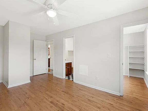 1st Bedroom with Walk-in Closet