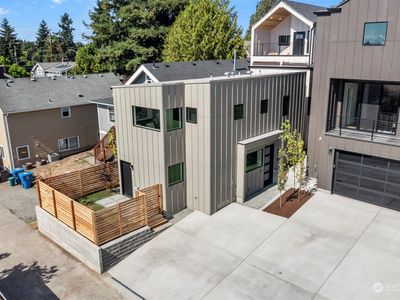 719 N 80th Street, Seattle, WA, 98103