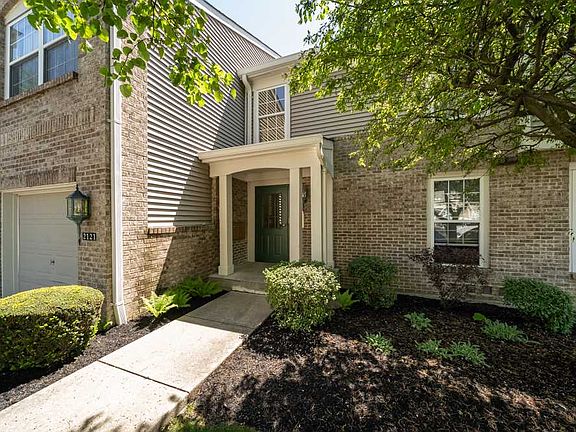 2nd image of 2121 Carrick Ct Unit 102