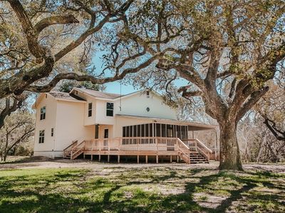200 Weitz Rd, Inez, TX, 77968