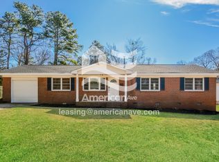 3237 Barksdale Rd, Fayetteville, NC 28301