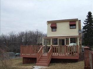 504 S Line St, Frackville, PA 17931