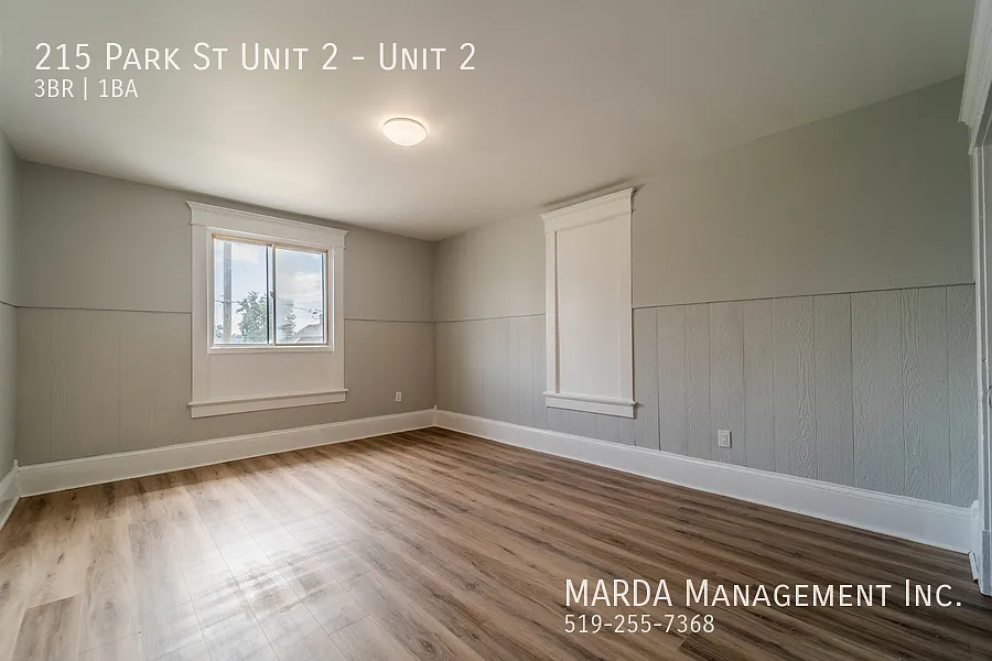 215 Park St #2